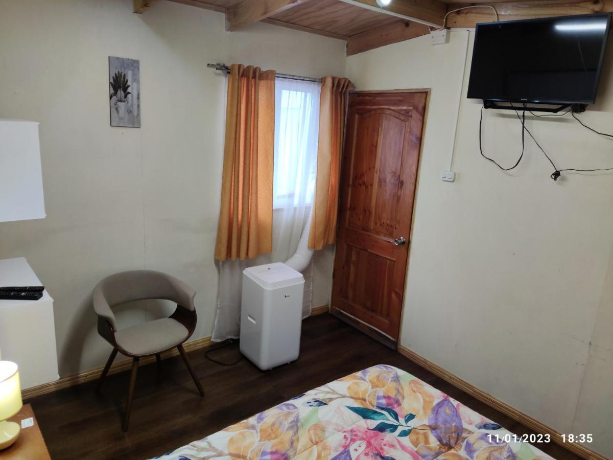 Hospedaje Lago Llanquihue Hostel ภายนอก รูปภาพ