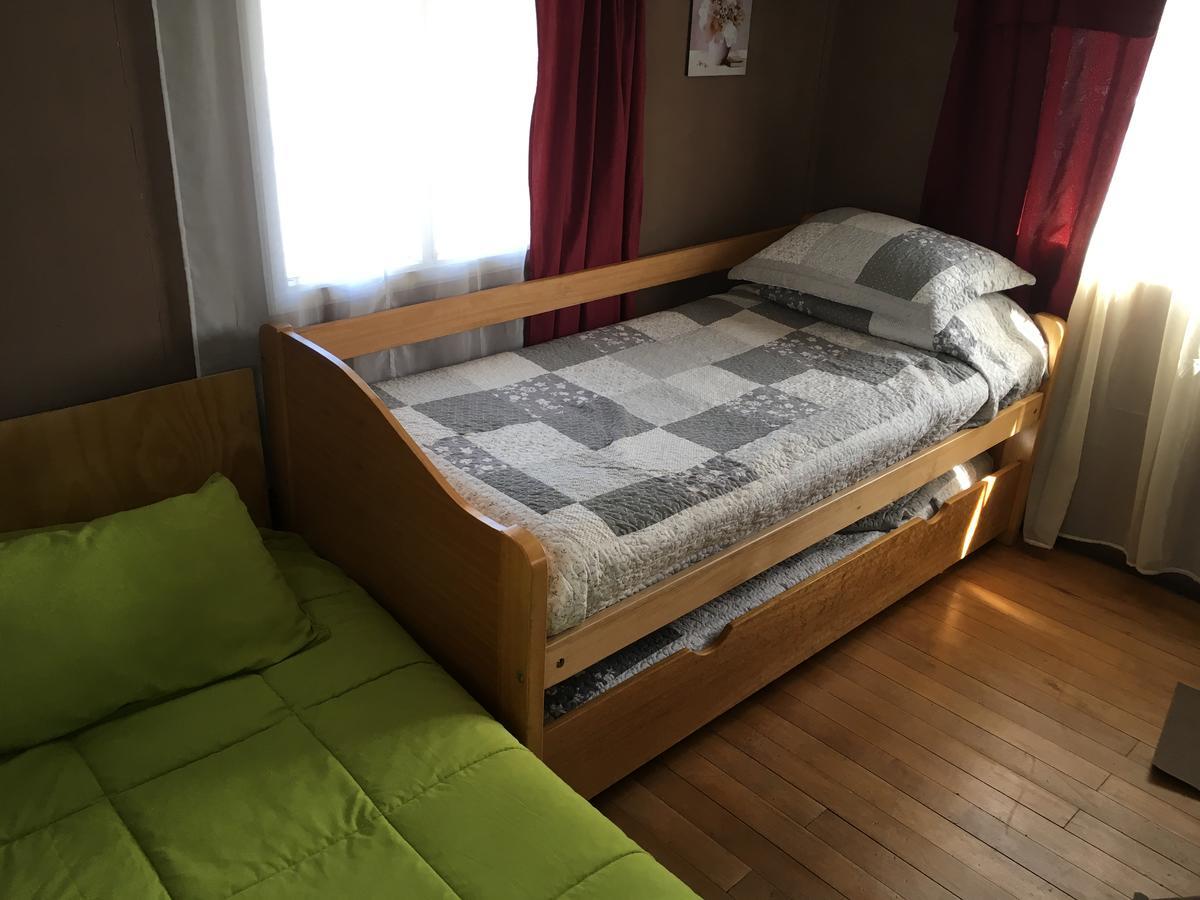Hospedaje Lago Llanquihue Hostel ภายนอก รูปภาพ